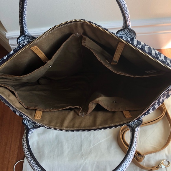 Want Les Essentiels leather & embroidered handbag - Picture 6 of 7